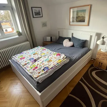Apartman Dachgeschosswohnung Mit Zwei Schlafzimmern Drezda