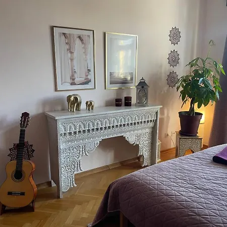 Apartment Dachgeschosswohnung Mit Zwei Schlafzimmern